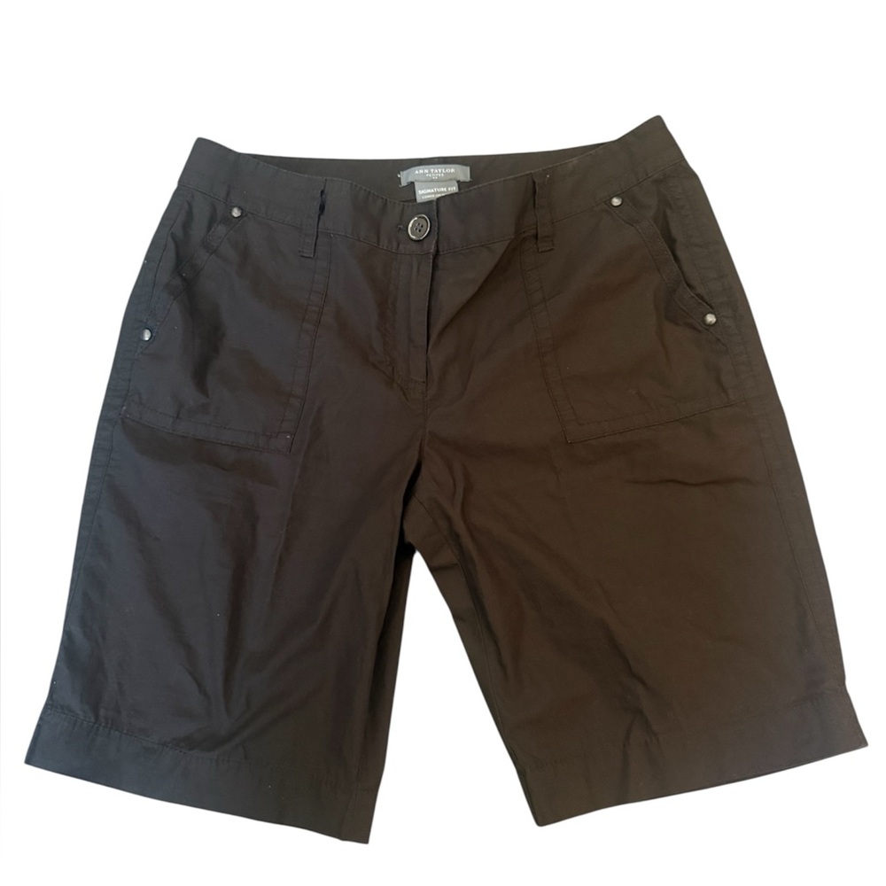 Ann Taylor Women's Brown Shorts.  100% cotton.